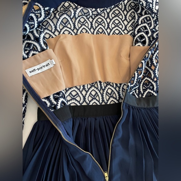 SELF-PORTRAIT Size 2  Navy Blue and White Open Crochet Pleated MIDI Long Sleeves - Picture 10 of 17